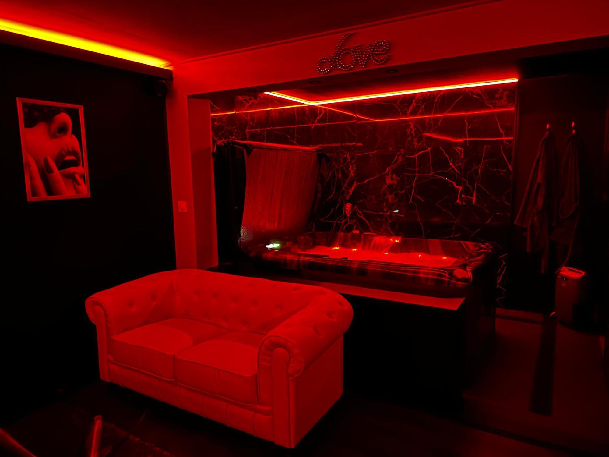 Love Room Passion Saint-Hilaire-de-Talmont Extérieur photo